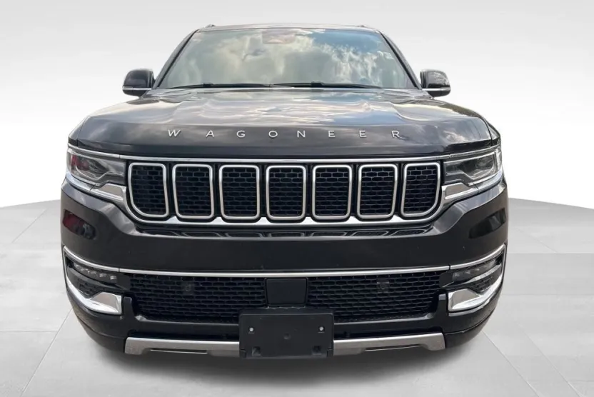 2024 Jeep Wagoneer L Series III photo 1
