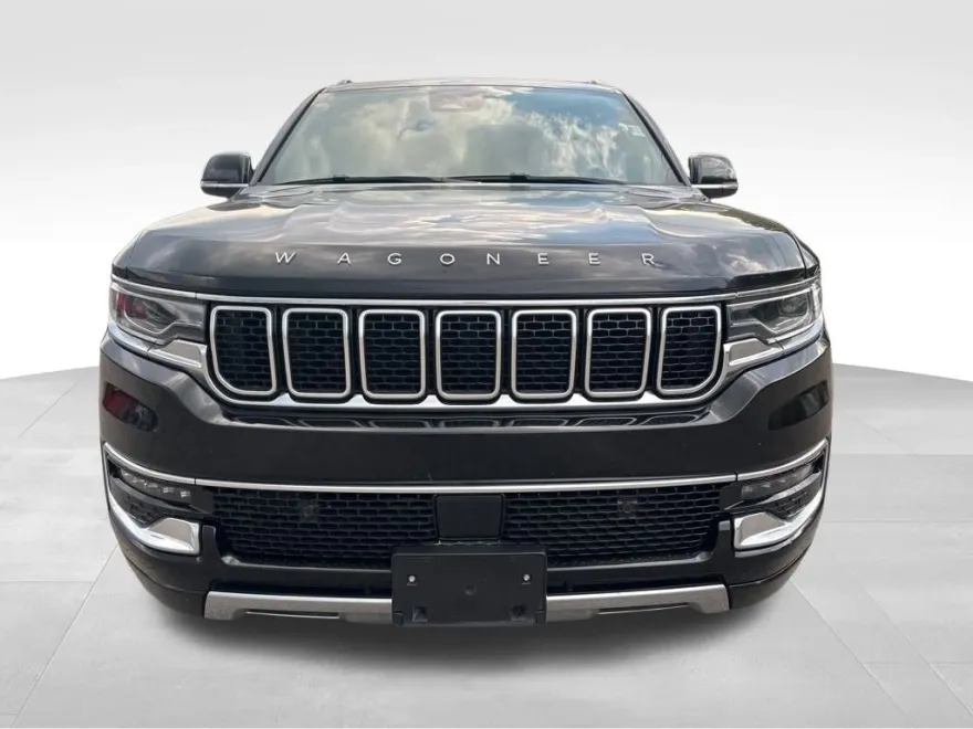 2024 Jeep Wagoneer L Series III photo 1