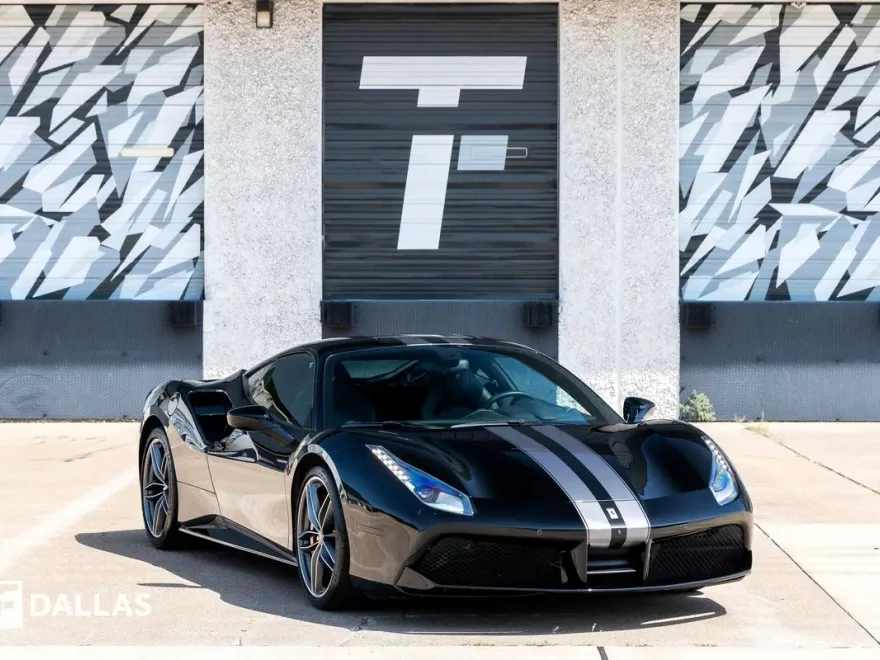 2017 Ferrari 488 GTB photo 1