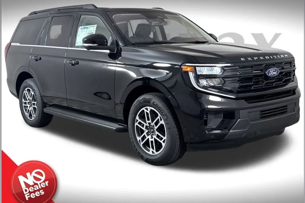 2025 Ford Expedition photo 1