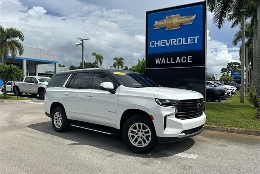 2022 Chevrolet Tahoe LT photo 1