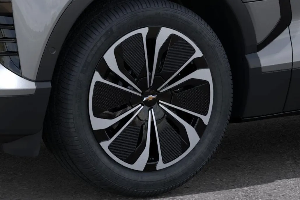 2025 Chevrolet Blazer EV photo 1