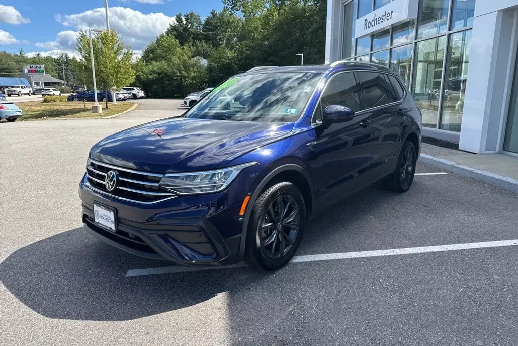 2022 Volkswagen Tiguan SE photo 1