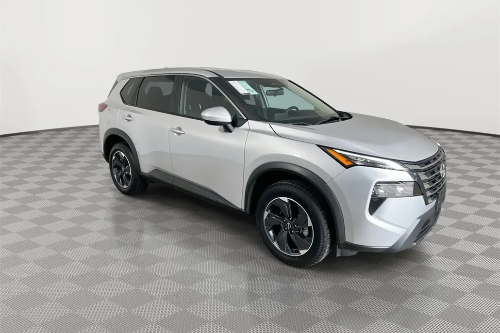 2024 Nissan Rogue SV photo 1