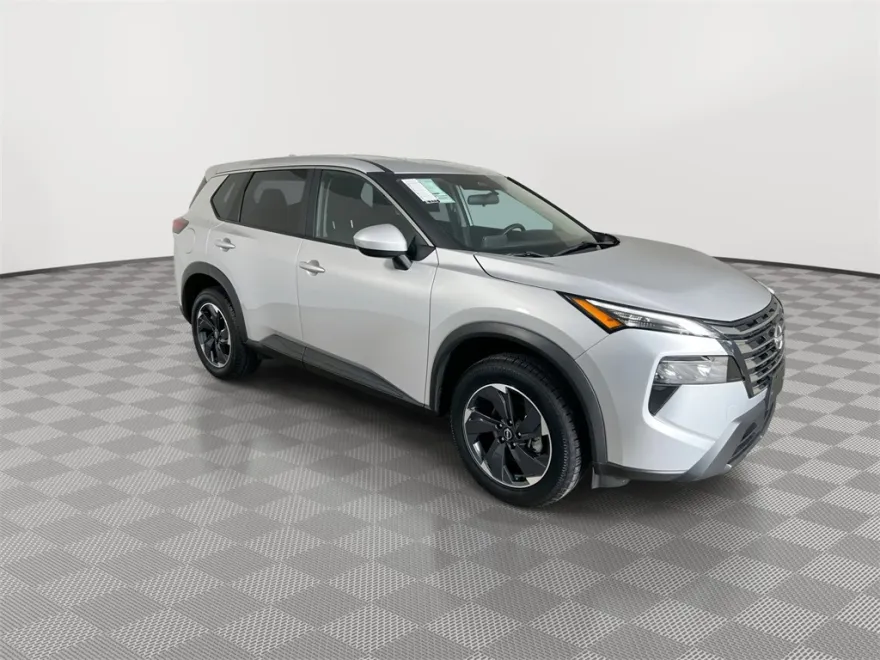 2024 Nissan Rogue SV photo 1