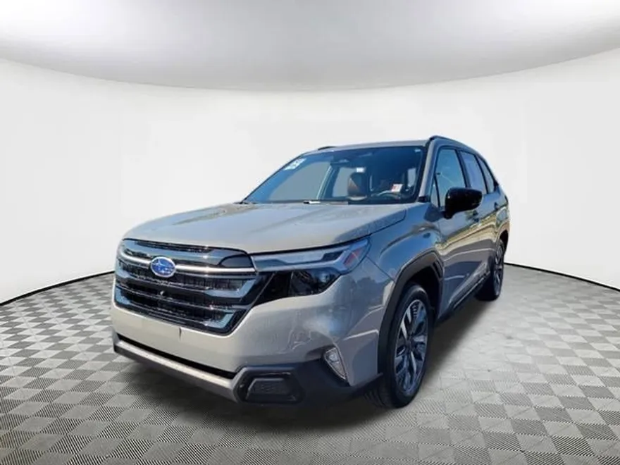 2025 Subaru Forester Touring photo 1