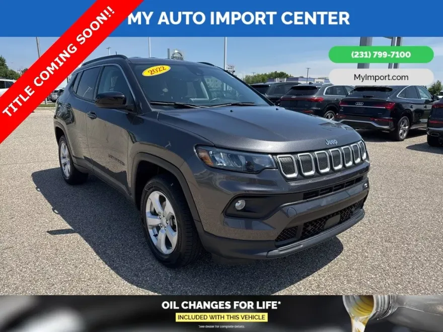 2022 Jeep Compass Latitude photo 1