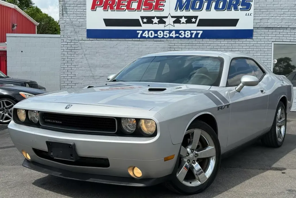 2009 Dodge Challenger R/T photo 1