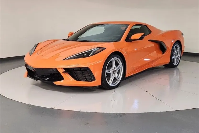 2023 Chevrolet Corvette Stingray 2LT Convertible photo 1