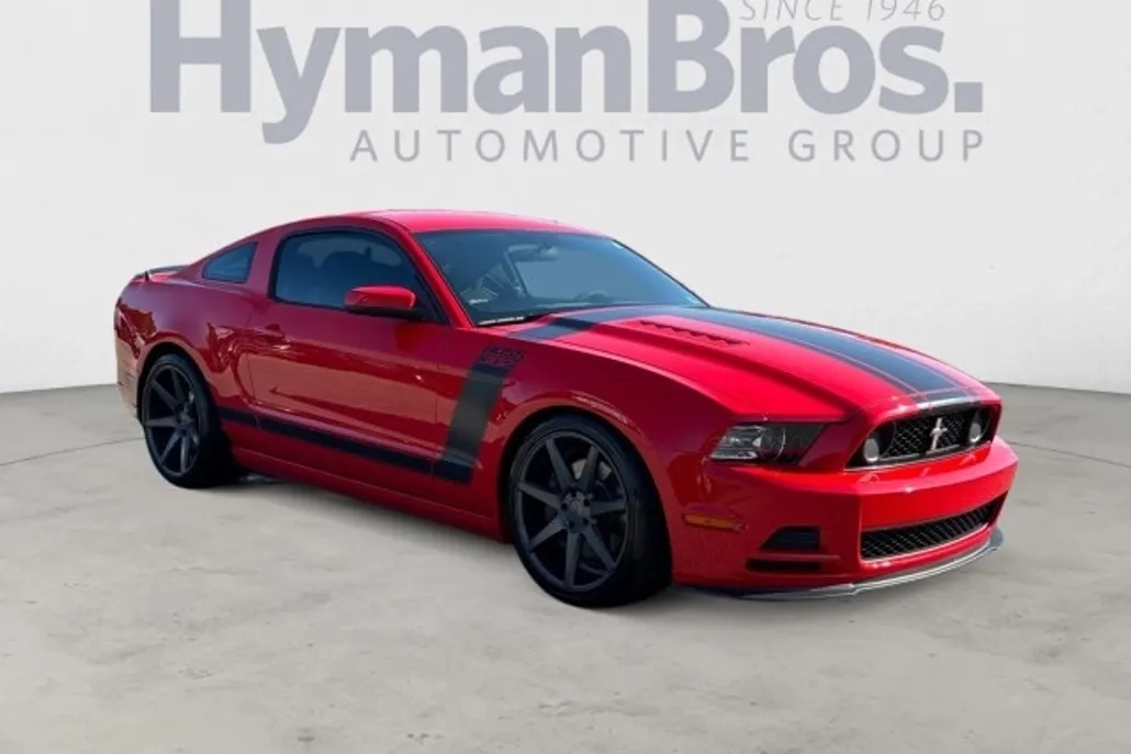 2013 Ford Mustang Boss 302 photo 1