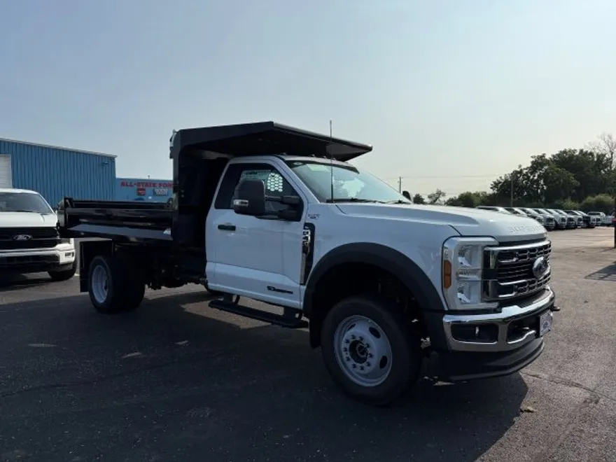 2025 Ford F-450 photo 1