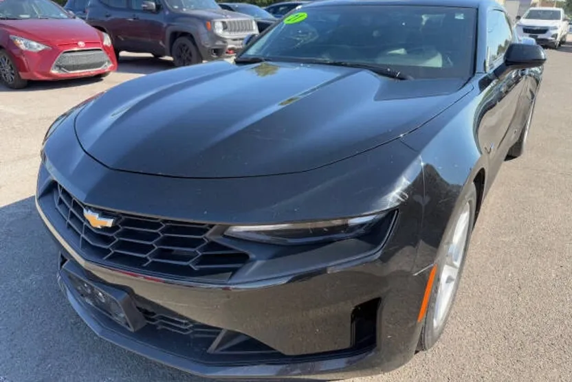 2021 Chevrolet Camaro 1LS 1LT photo 1