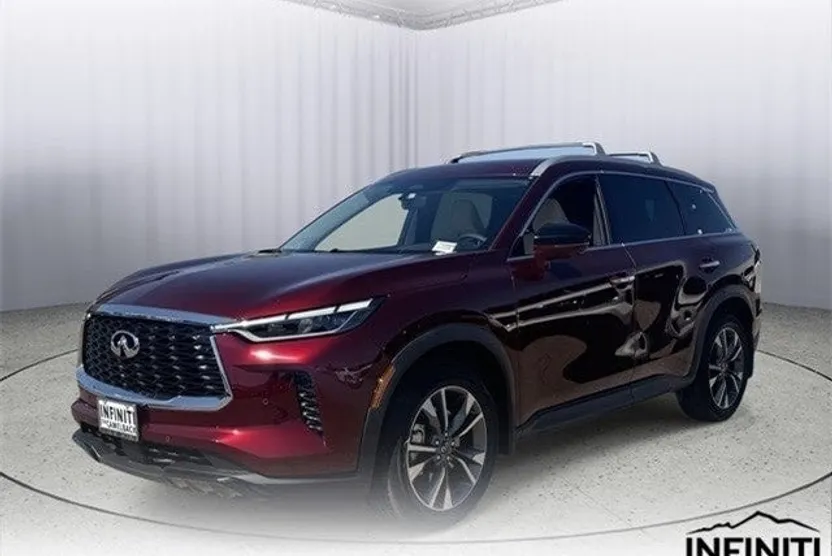 2025 Infiniti QX60 Luxe photo 1