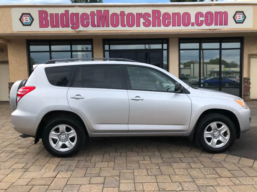 2010 Toyota RAV4 Base photo 1
