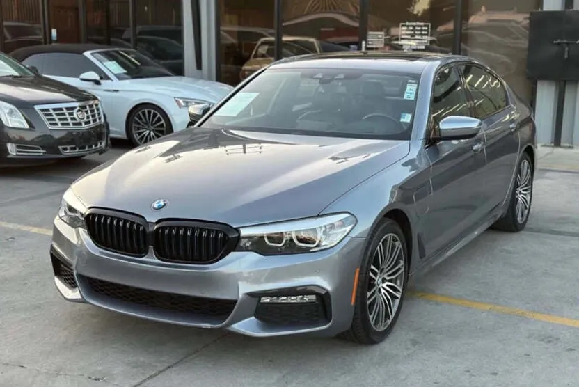 2018 Bmw 530e Sedan photo 1