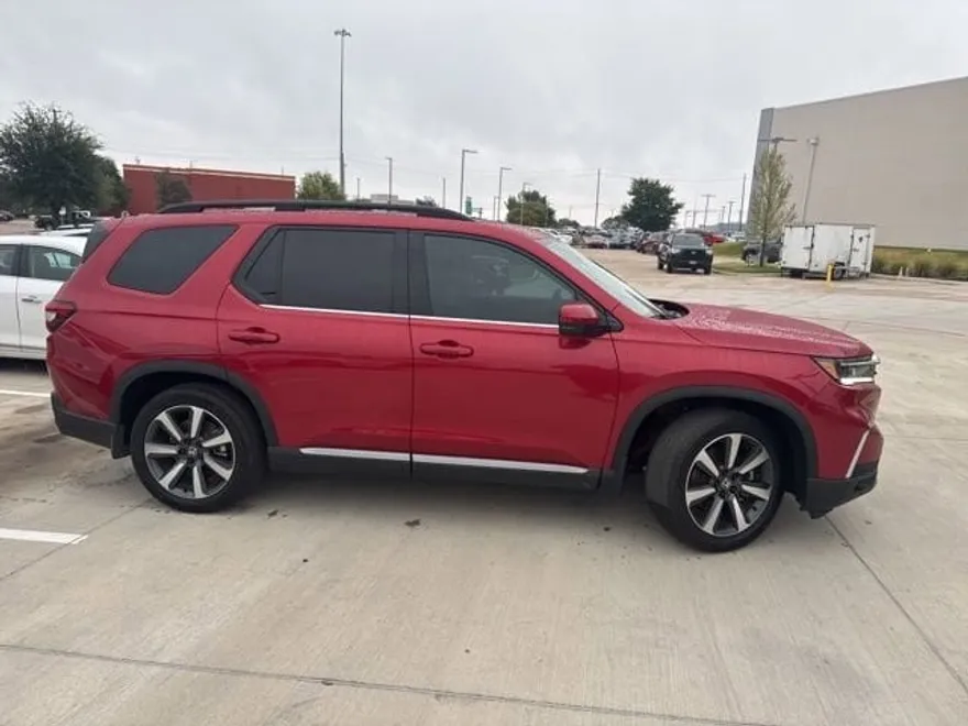 2024 Honda Pilot Touring photo 1