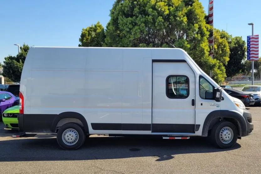 2024 Ram 3500 photo 1
