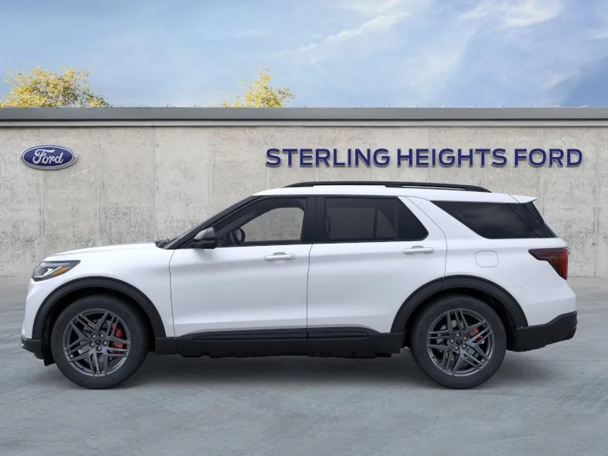 2025 Ford Explorer ST photo 1