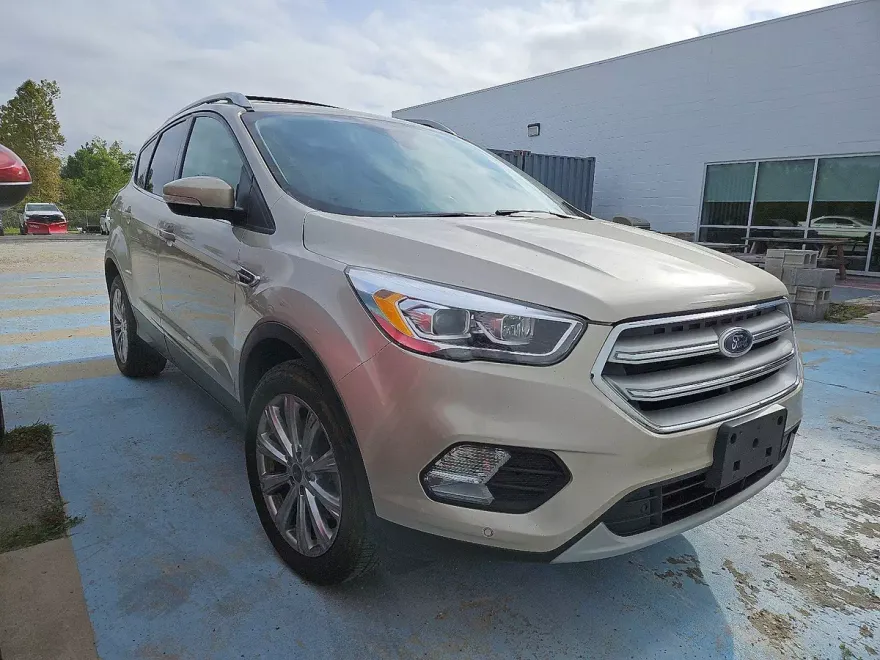 2018 Ford Escape Titanium photo 1