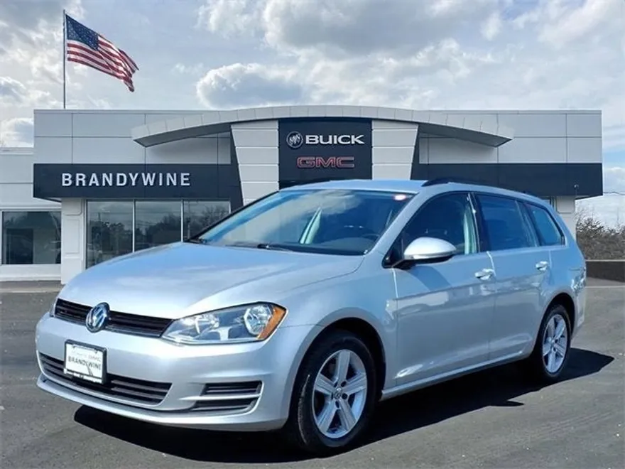 2015 Volkswagen Golf SportWagen TDI S photo 1