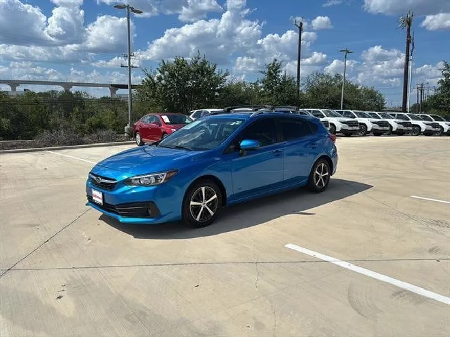 2022 Subaru Impreza Premium photo 1