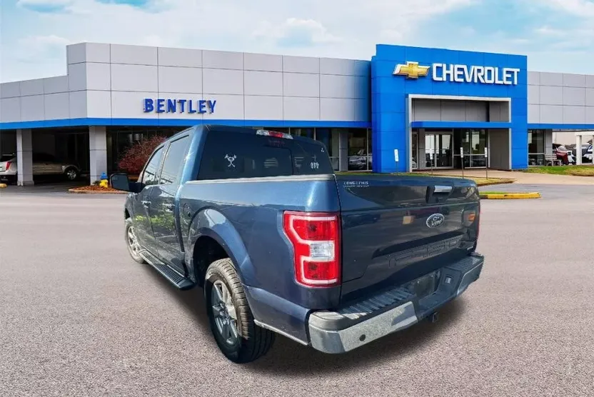 2020 Ford F-150 XLT photo 1