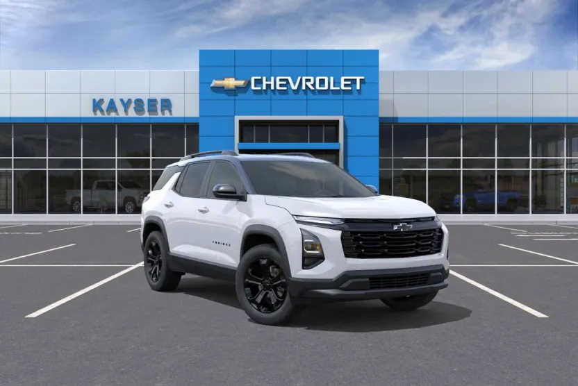 2026 Chevrolet Equinox LT photo 1