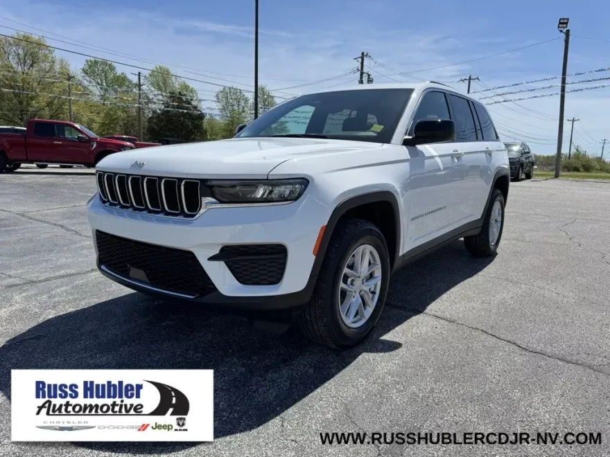 2025 Jeep Grand Cherokee Laredo photo 1