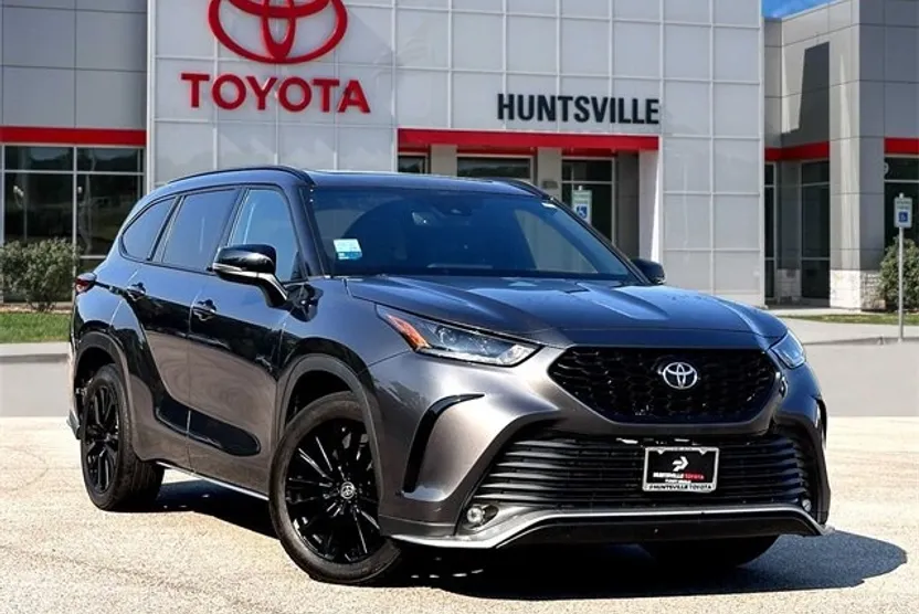 2023 Toyota Highlander XSE photo 1