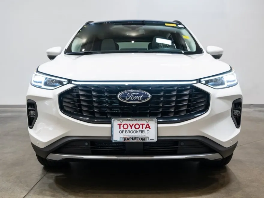 2025 Ford Escape Platinum photo 1