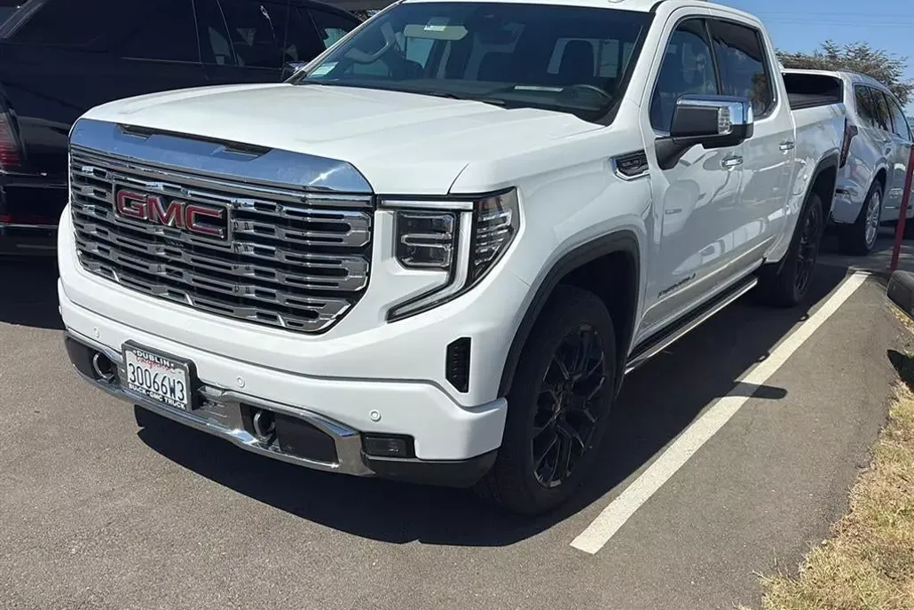 2023 Gmc Sierra 1500 Denali photo 1