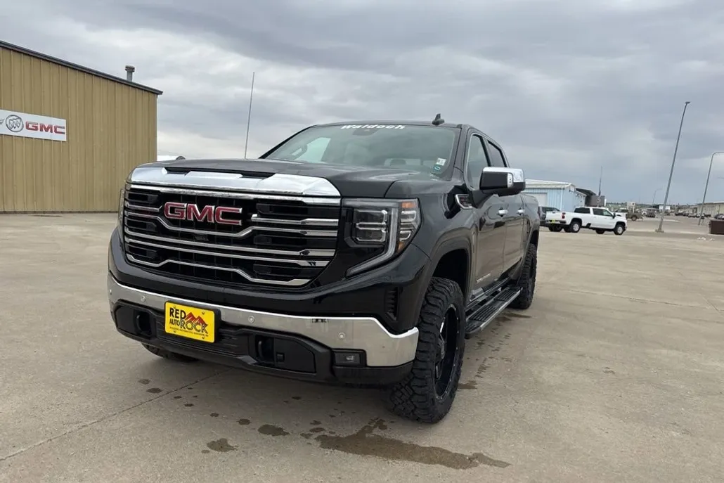2024 Gmc Sierra 1500 SLT photo 1