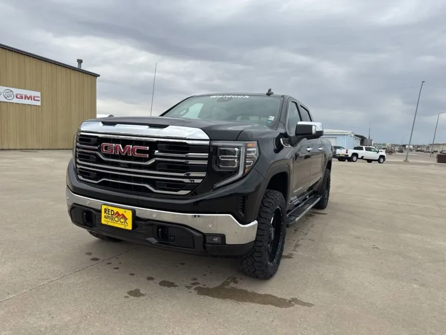 2024 Gmc Sierra 1500 SLT photo 1