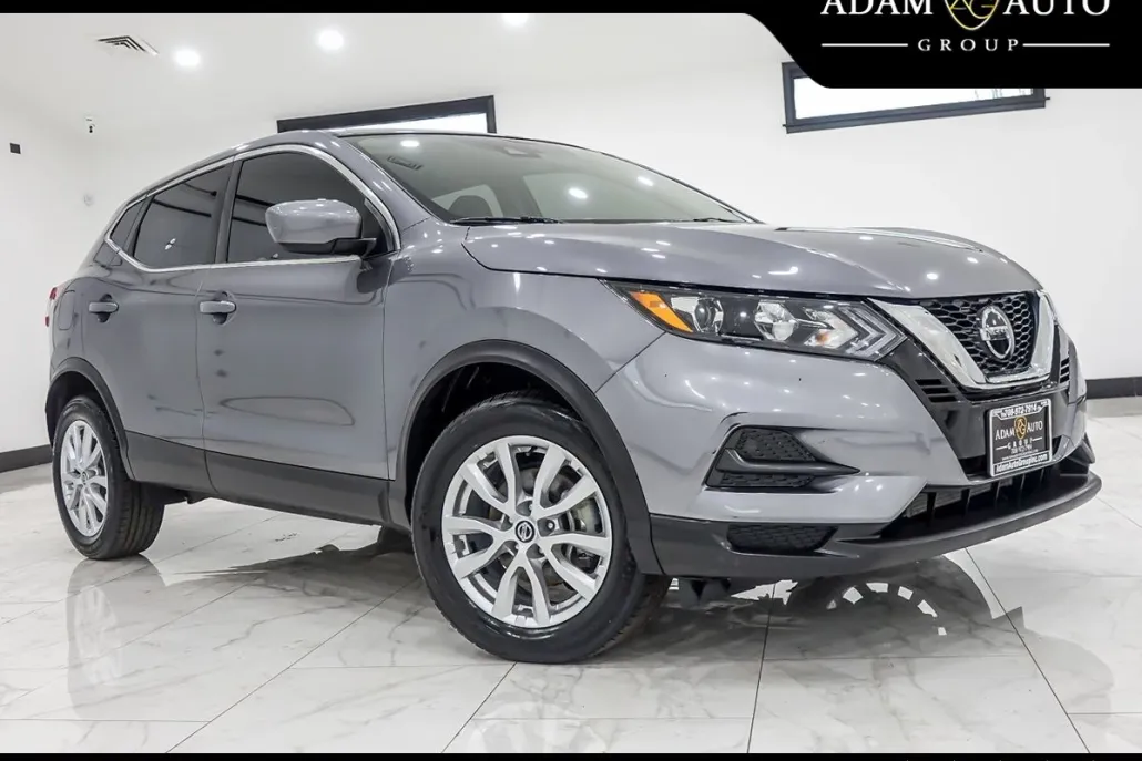 2022 Nissan Rogue Sport S photo 1