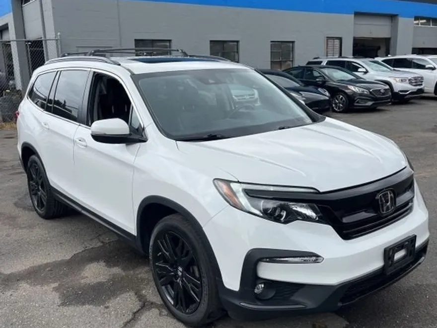 2022 Honda Pilot Special Edition photo 1