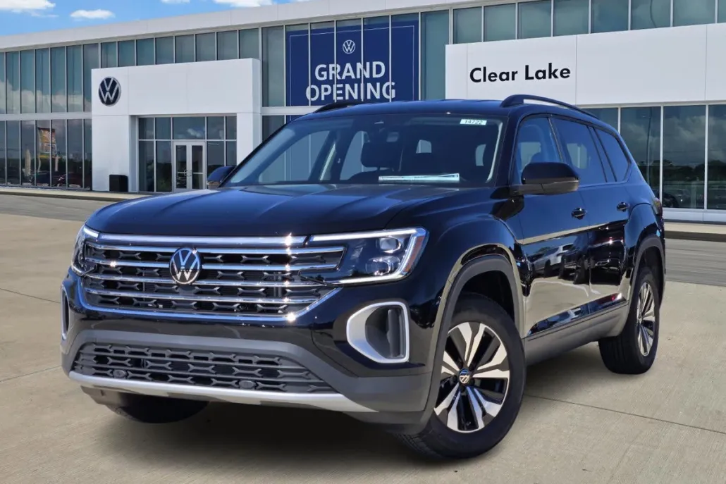 2026 Volkswagen Atlas SE photo 1