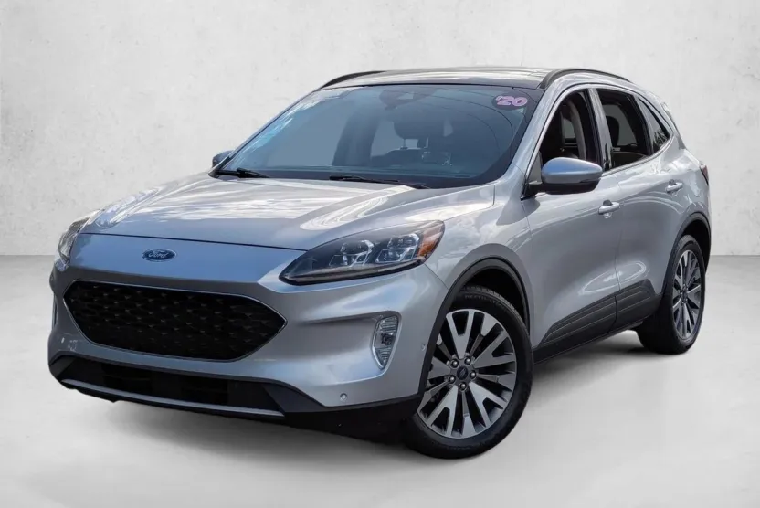 2020 Ford Escape Titanium Hybrid photo 1