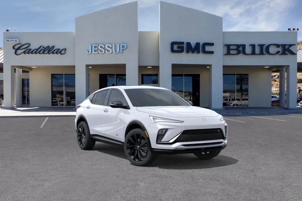 2025 Buick Envista ST photo 1