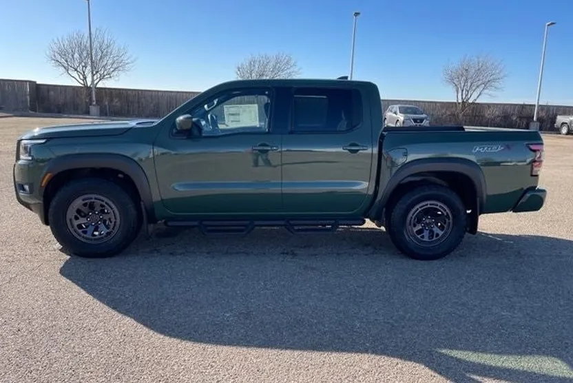2025 Nissan Frontier PRO-X photo 1