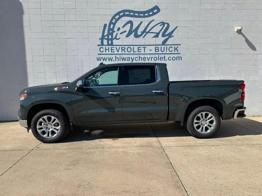 2026 Chevrolet Silverado 1500 LTZ photo 1