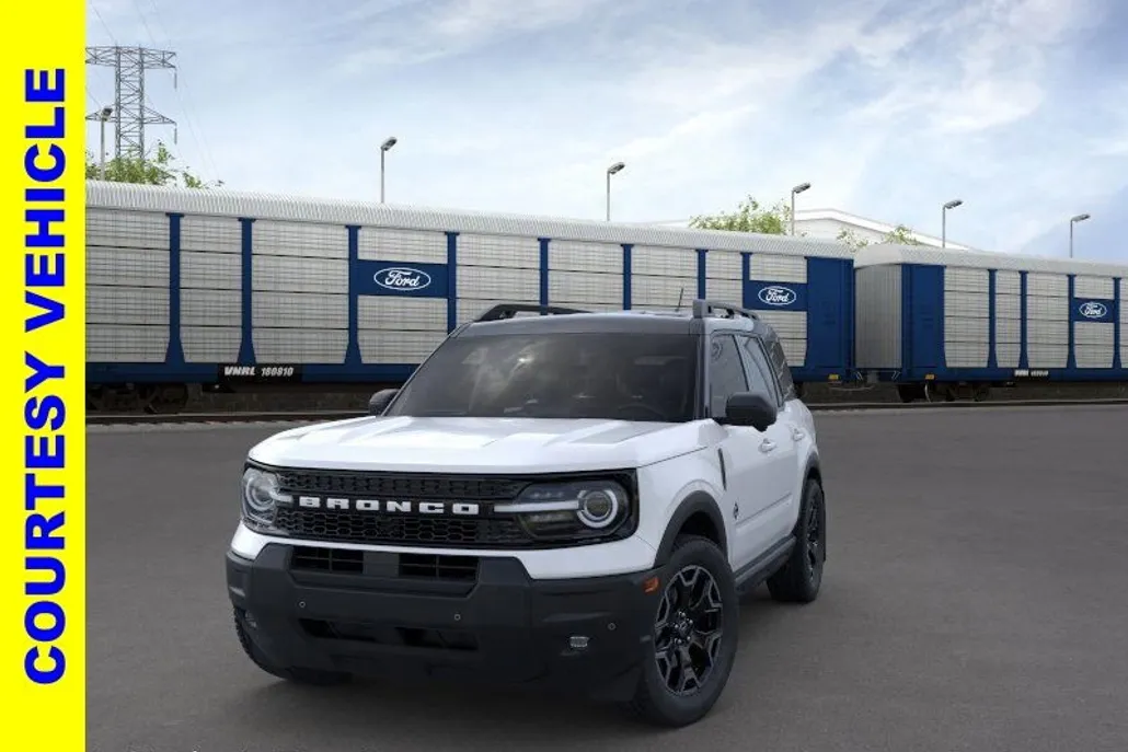 2025 Ford Bronco Sport Outer Banks photo 1