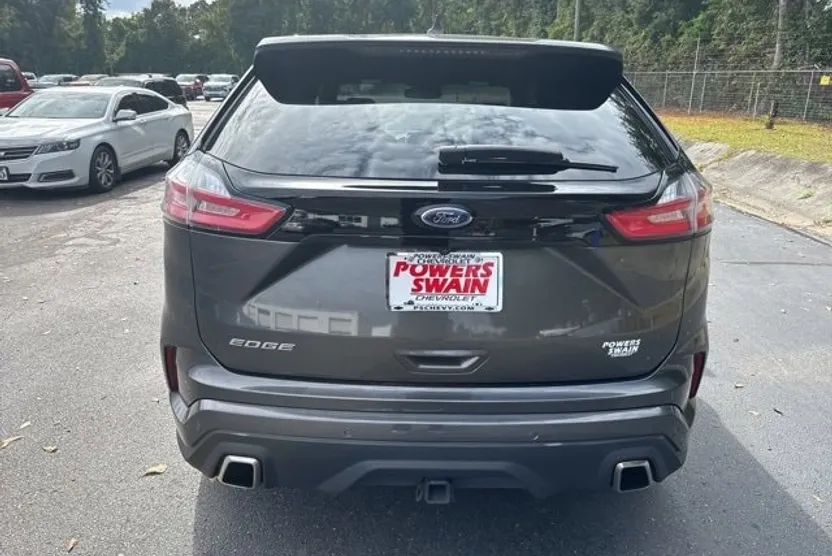 2020 Ford Edge ST photo 1