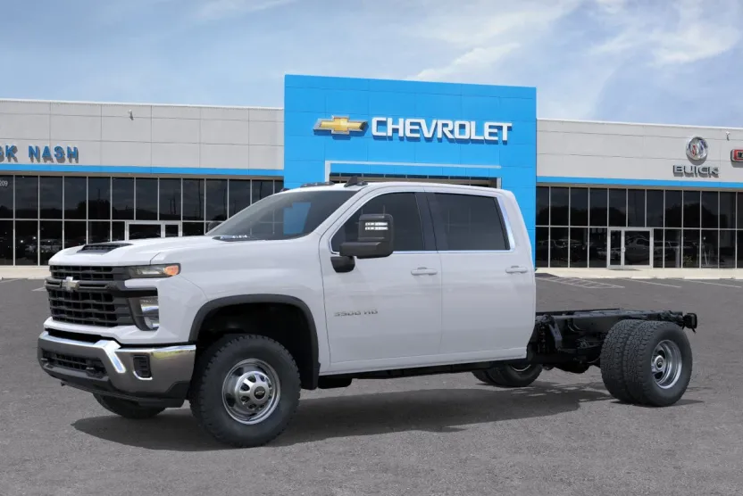 2025 Chevrolet Silverado 3500HD Work Truck photo 1