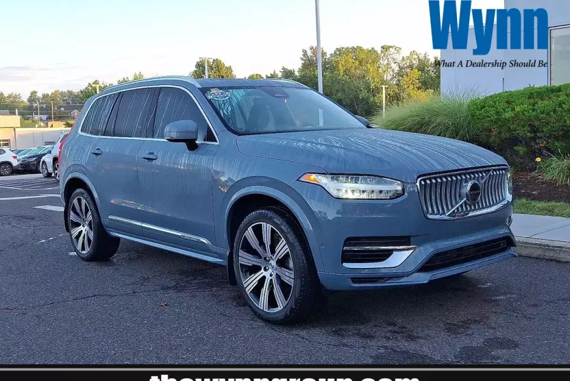 2023 Volvo XC90 Recharge Plus photo 1