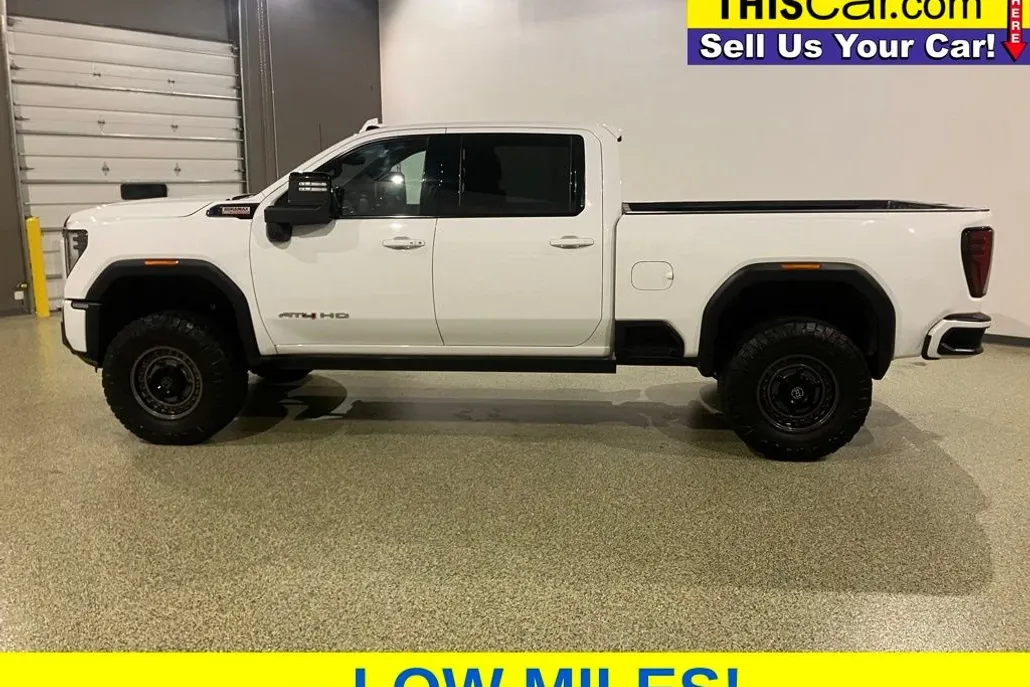 2024 Gmc Sierra HD AT4 photo 1
