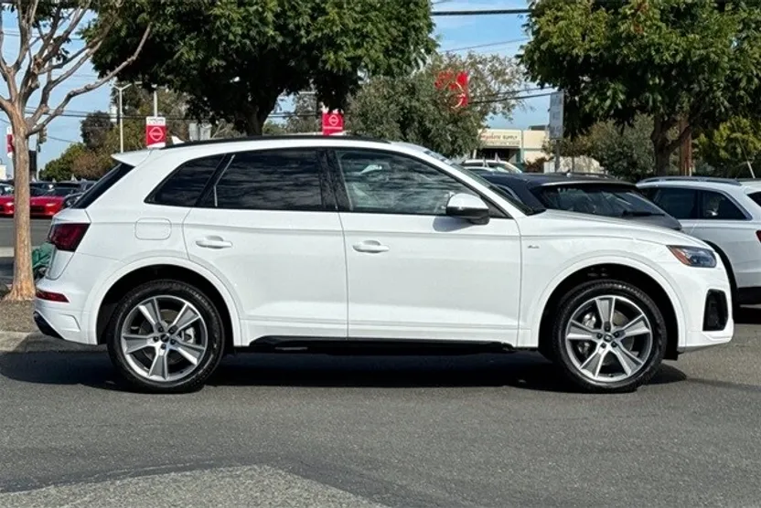 2025 Audi Q5 45 S line Premium photo 1