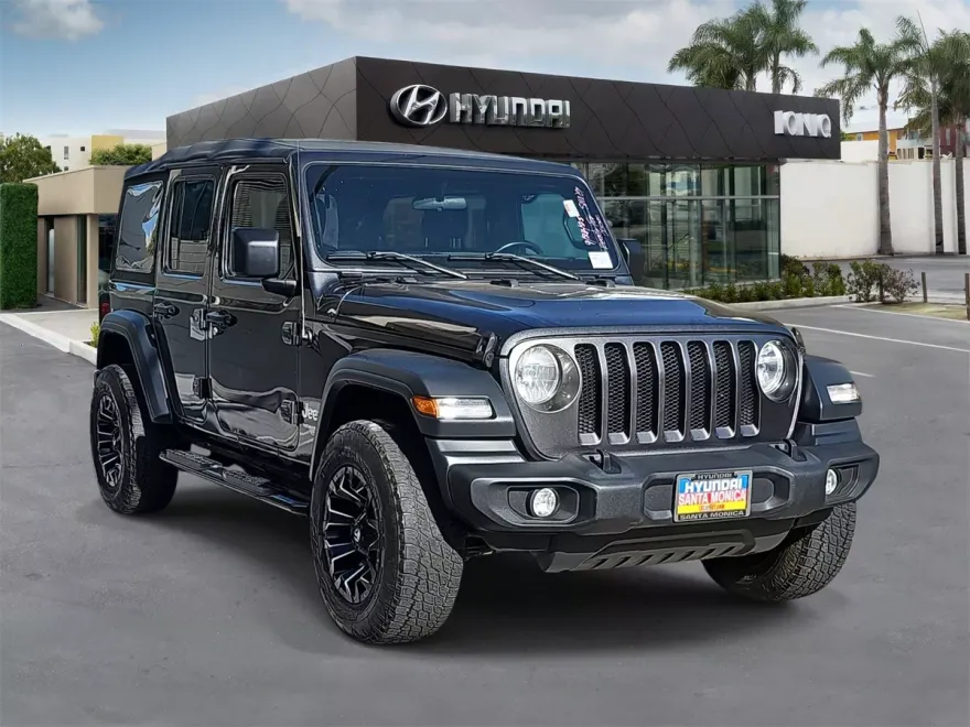 2018 Jeep Wrangler Unlimited Sport S photo 1