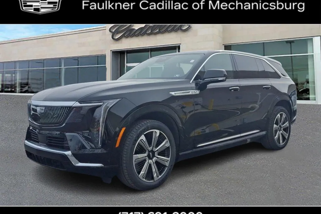 2025 Cadillac Escalade IQ Luxury photo 1