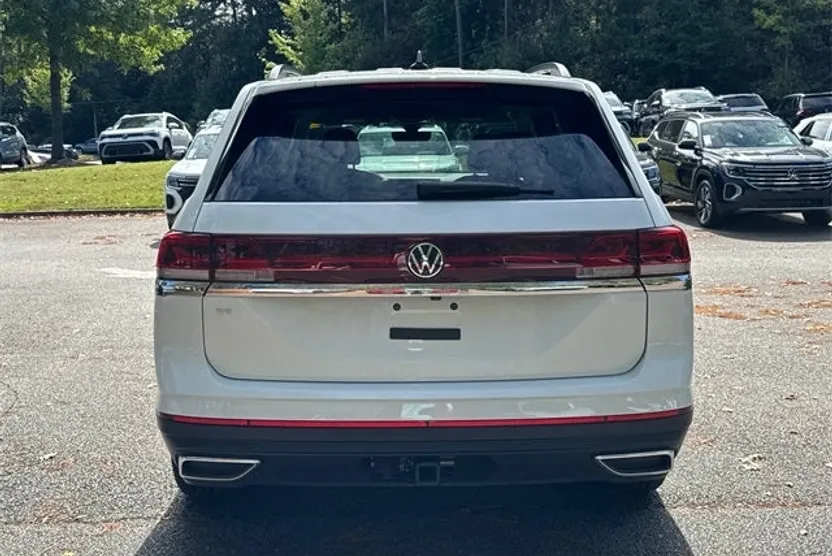 2025 Volkswagen Atlas SE Technology photo 1
