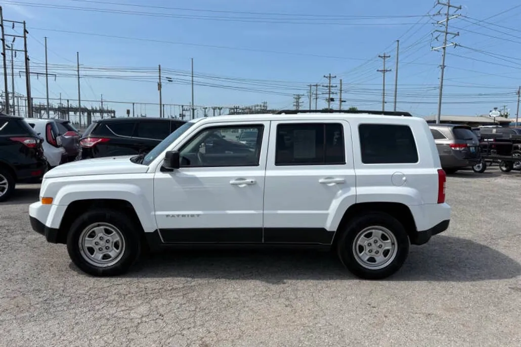 2016 Jeep Patriot Sport photo 1